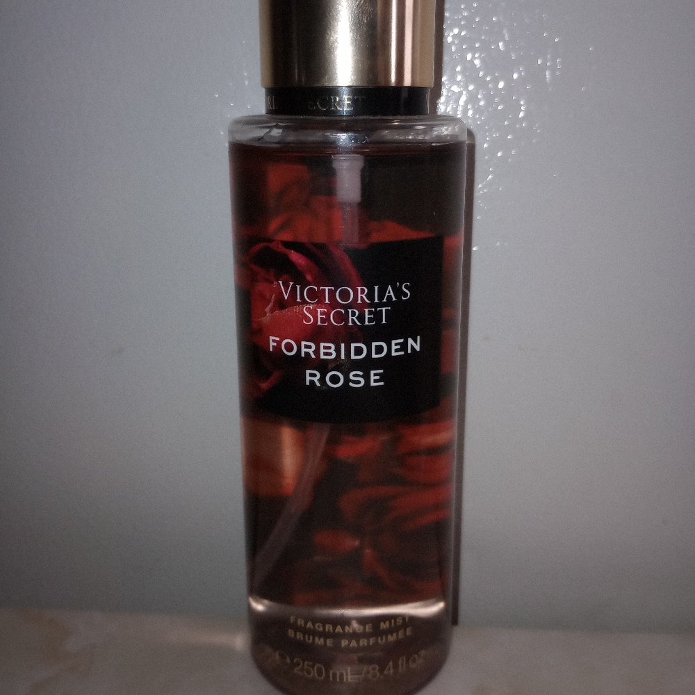 NEW Victoria's Secret Forbidden Rose Fragrance Mist